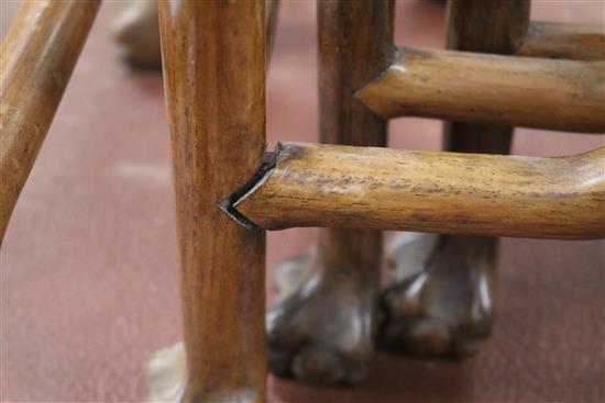 A Chinese nest of four hongmu table, Qing dynasty W.51cm